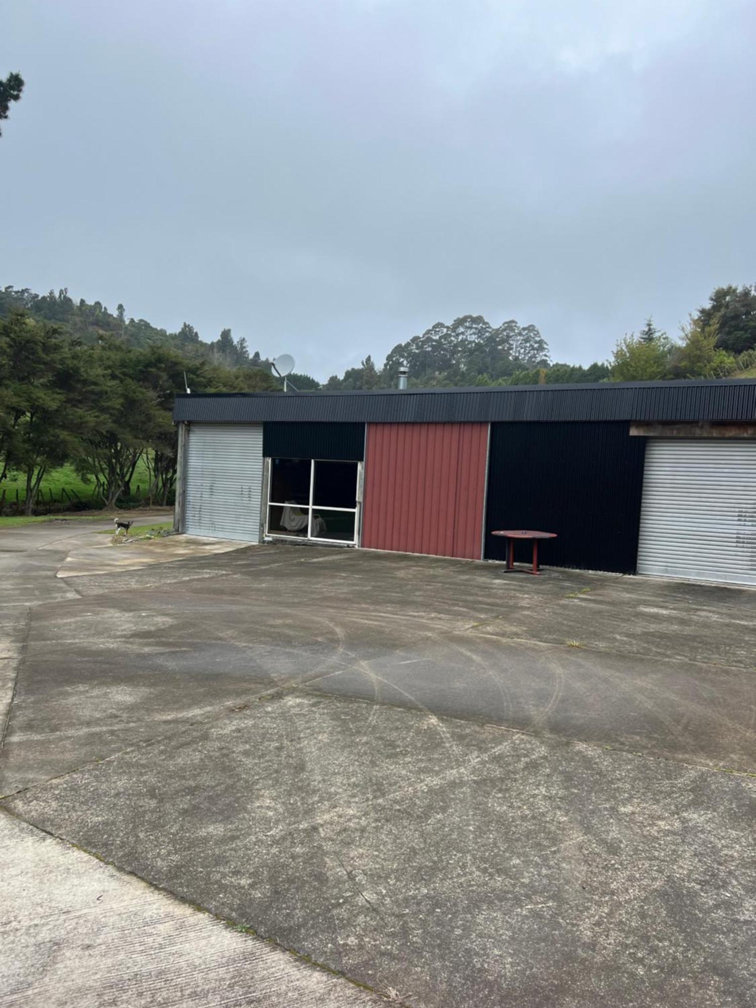 Self Contained Open Shed Space Wainui  Bagian luar foto